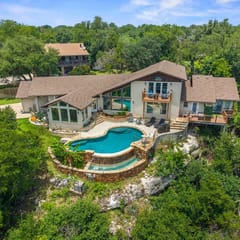 3700 sq ft | lake View | Pool | Arcade | Boat Ramp