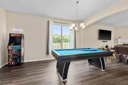 Temple Retreat: Home Theater, Arcade & Pet-Friendly - Professionally Managed by Stay Albatross | Furnished Rentals