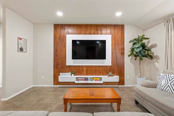 NEW Killeen House | Sleeps 8 | 5 min to Fort Hood | Families, Groups, Pets Ok - Professionally Managed by Stay Albatross