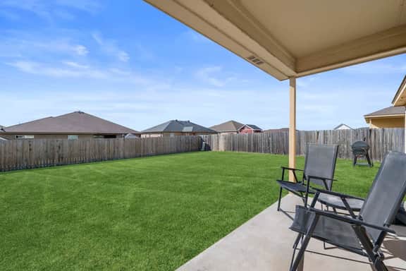 NEW Killeen House | Sleeps 8 | 5 min to Fort Hood | Families, Groups, Pets Ok - Professionally Managed by Stay Albatross